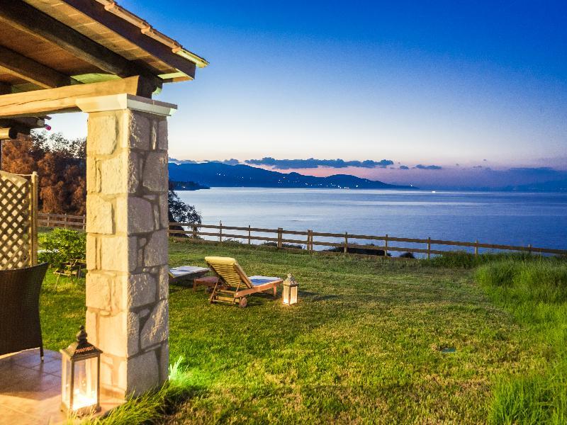 Kavos Psarou Villas Ammoudi Exterior foto