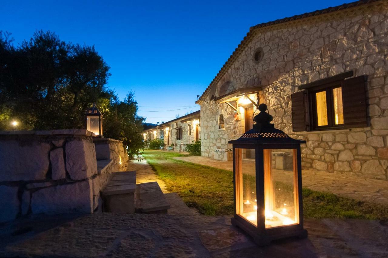 Kavos Psarou Villas Ammoudi Exterior foto